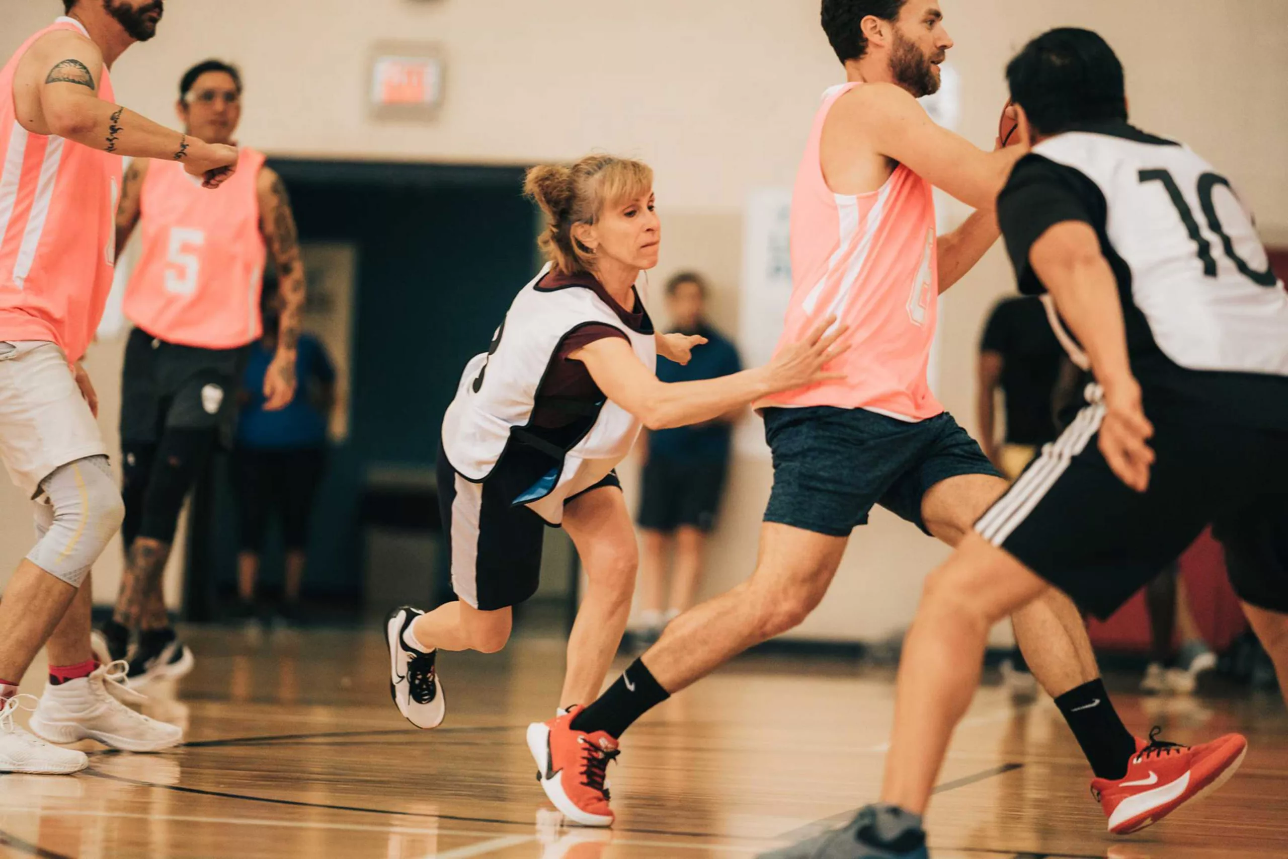 Adults play an afternoon game.