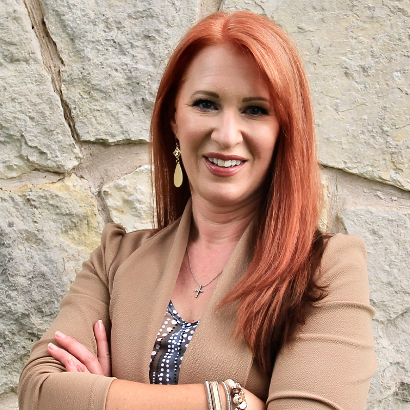 Head shot of Chloe Pfannenstiel